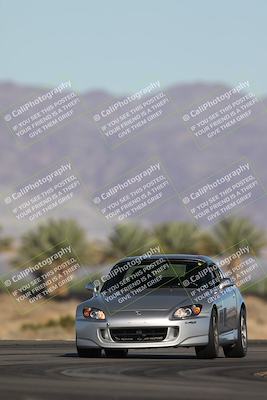 media/Oct-24-2025-Doghouse Garage (Fri) [[783d2ff07a]]/3-Intermediate/Session 1 (Turn 4)/